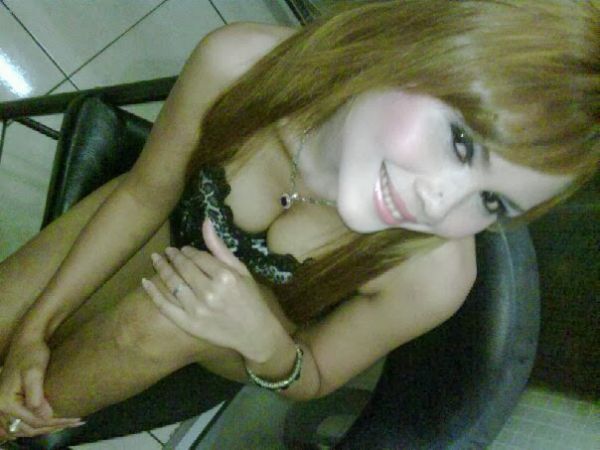 gadis putih mulus