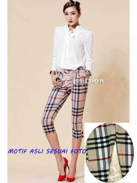 gambar artis buka baju