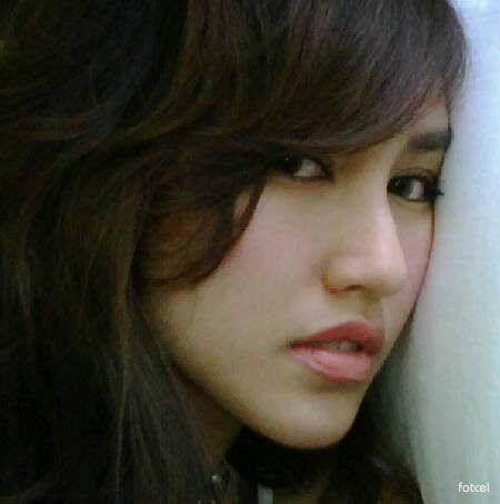 wanita cantik indonesia