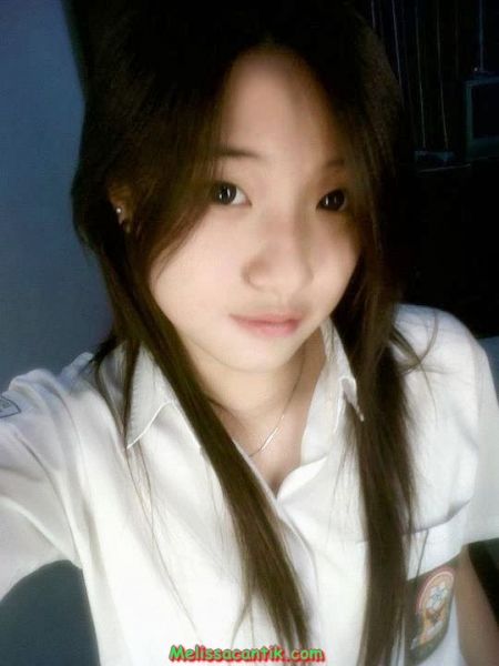 roro fitria nyepong