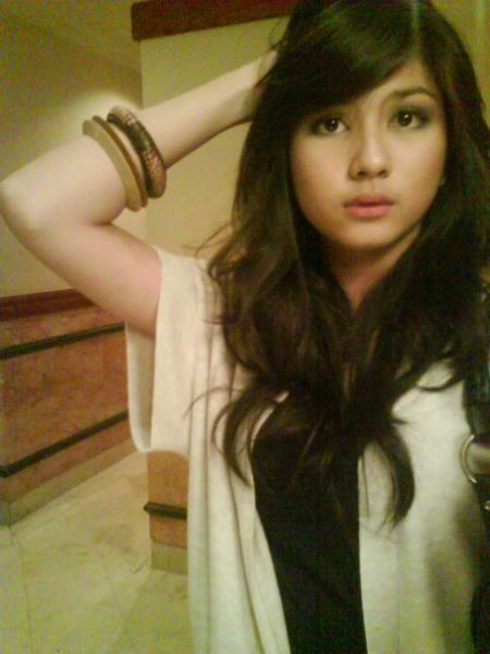nia ramadhani bugil