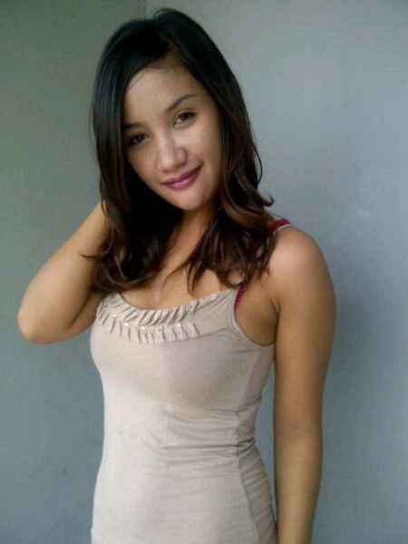 hot ibu muda