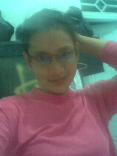 ngangkang pamer memek