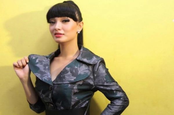 zaskia gotik seksi