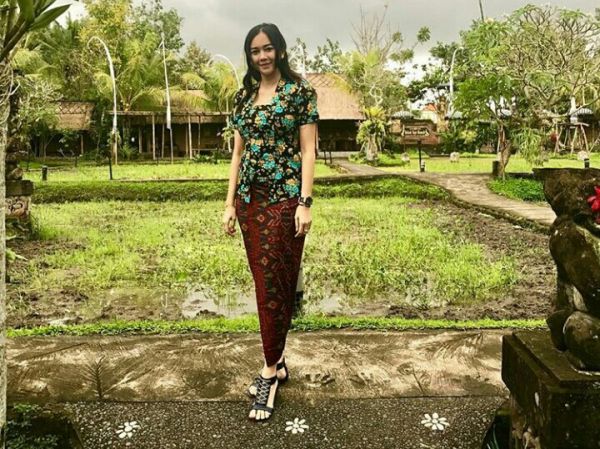 kebaya bali