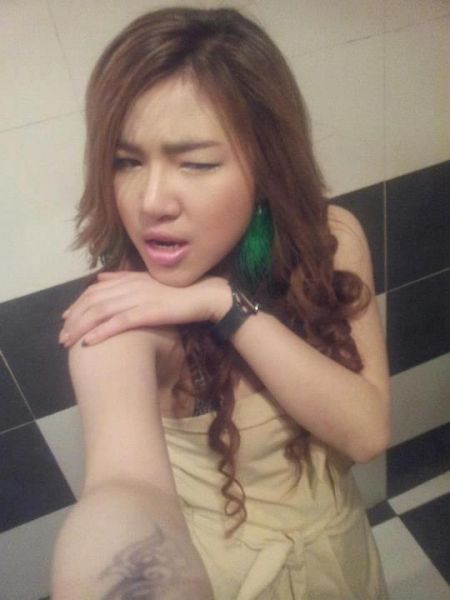 cewek mandi telanjang