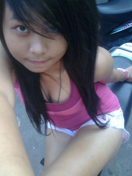 cewek cantik mulus