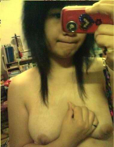 siswi bugil