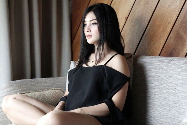 bugil telanjang bulat