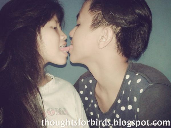 photo cewek ngemut kontol