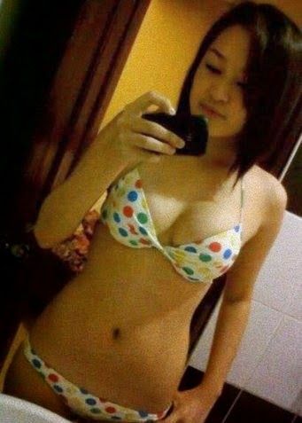 intip celana dalam wanita