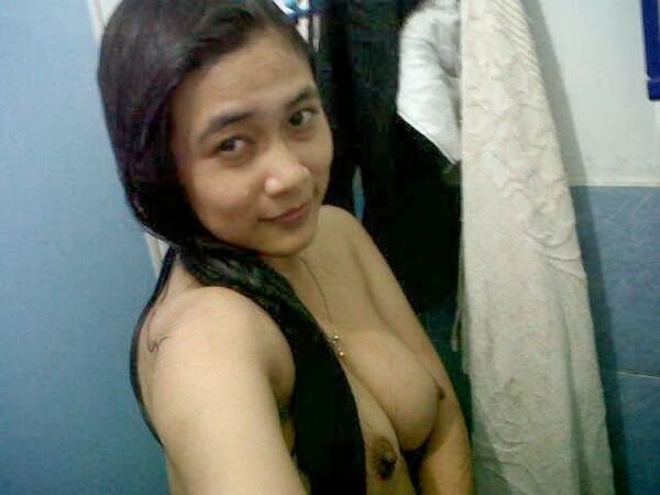 artis bugil