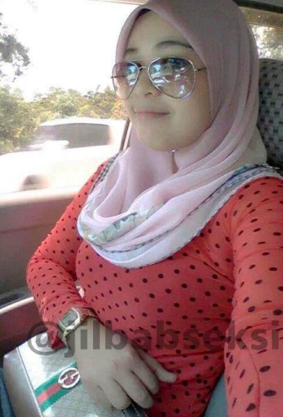 gadis bugil hot