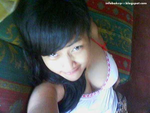 jilbab pamer toket