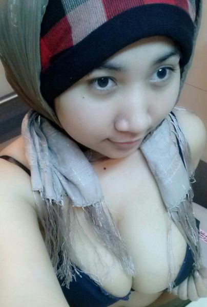 agnes monica bugil