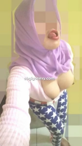 dewi telanjang bulat