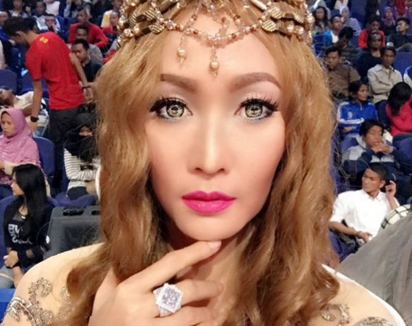 aura kasih telanjang bulat