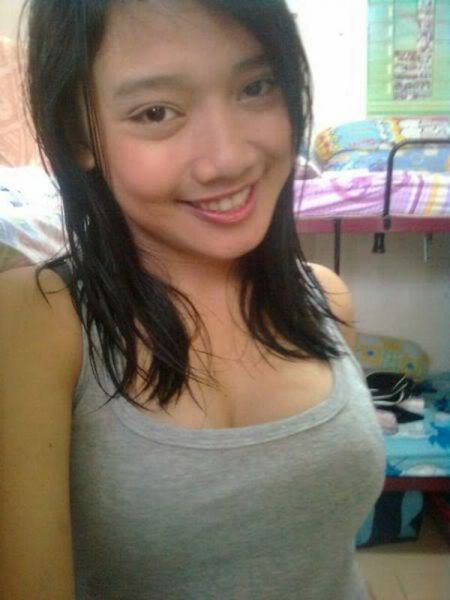 cewek cantik bugil