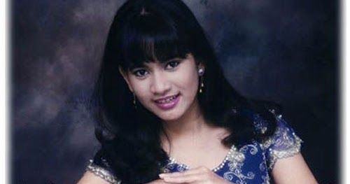 jupe telanjang bulat
