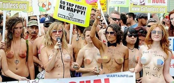 wanita seksi