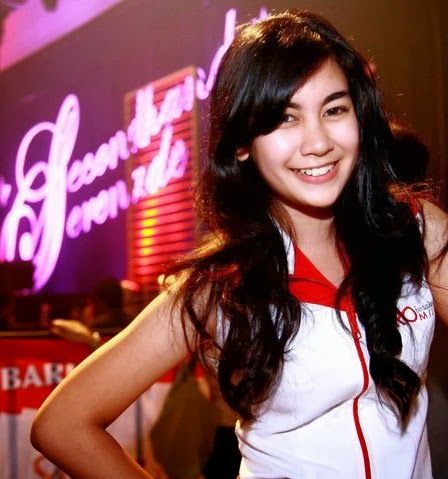 model telanjang indonesia