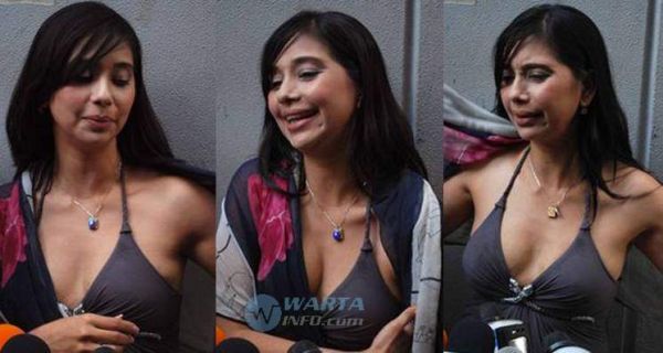 gambar perawan mandi