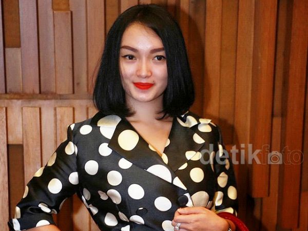 profil zaskia gotik