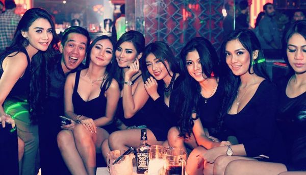 wanita malam