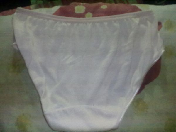 celana dalam bekas cewek