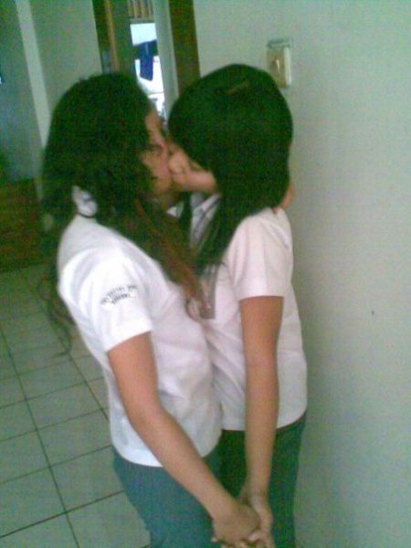 cewek lesbi xxx