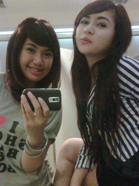 hot lesbians