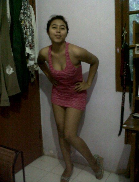 cewek bahenol