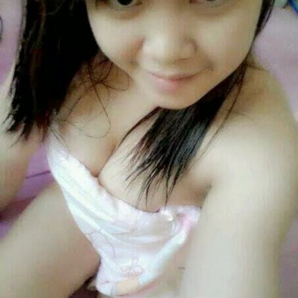 cewek bugil indonesia