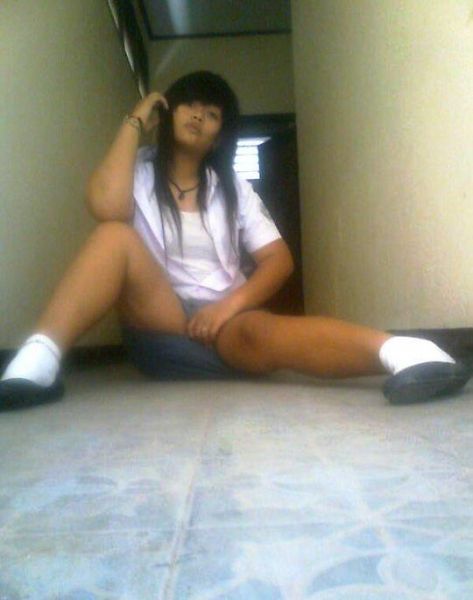 memek bugil lagi ngangkang