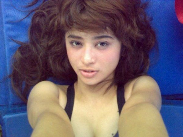 ayu ting ting telanjang