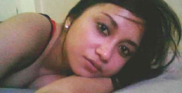 artis telanjang