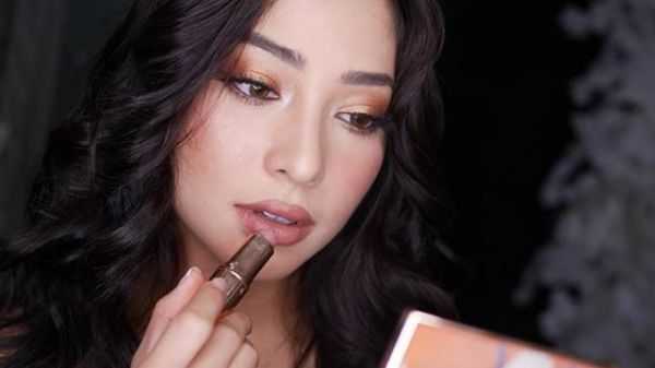 memek nikita willy lihatin