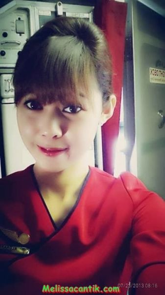 gadis bugil