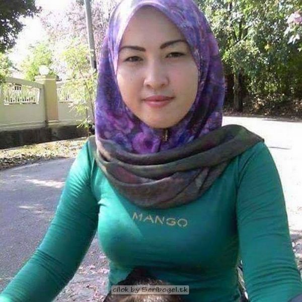 pepek perempuan