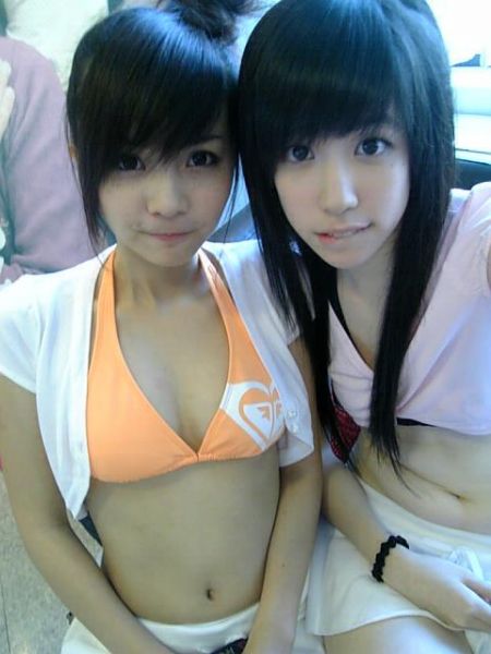 artis bugil
