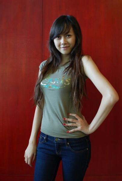 aura kasih hot