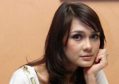 luna maya ariel