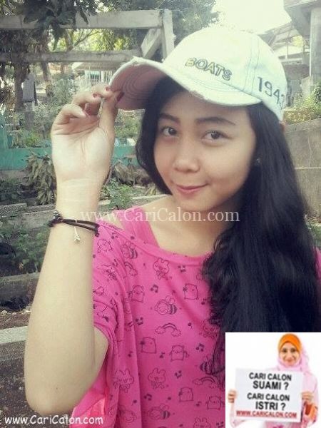 slimpics memek online gambar 1