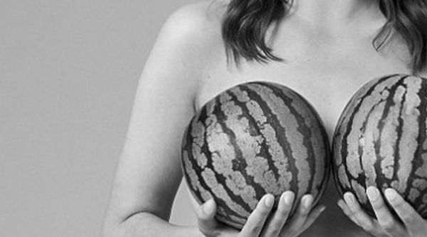 gambar buah dada wanita indonesia