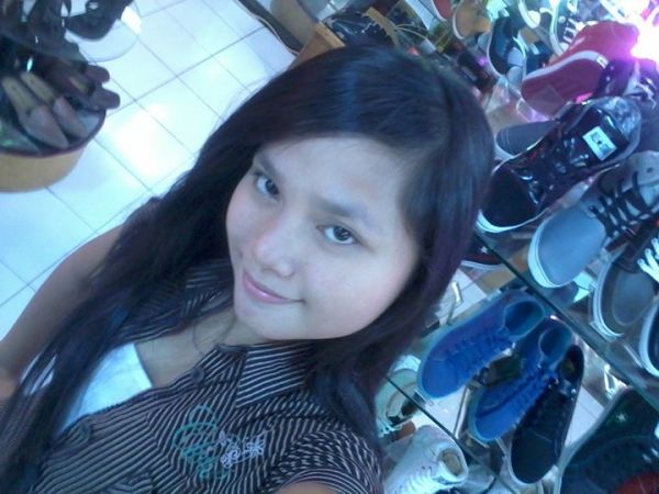 janda muda bugil