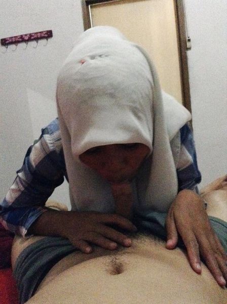 ngulum kontol