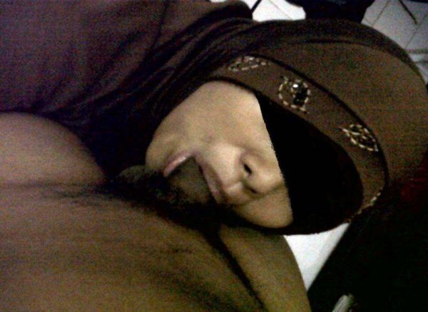 ngentot memek jilbab