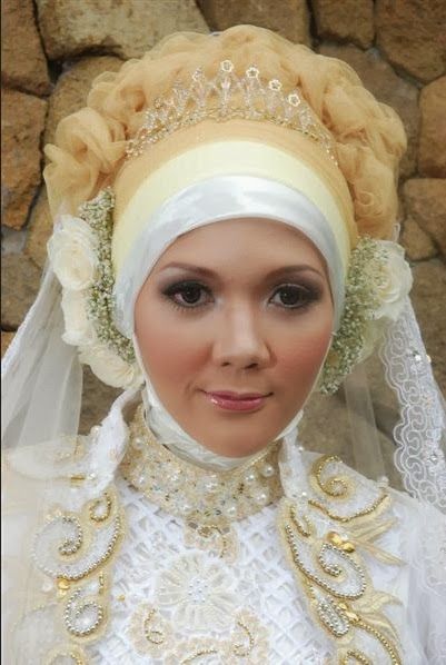 cara memakai jilbab pesta