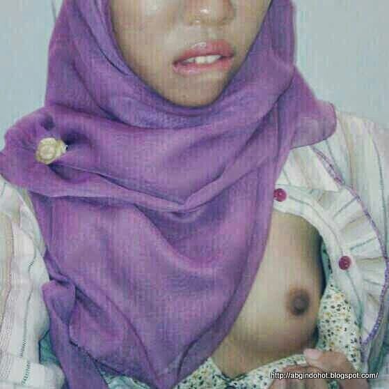 jilbab nyepong
