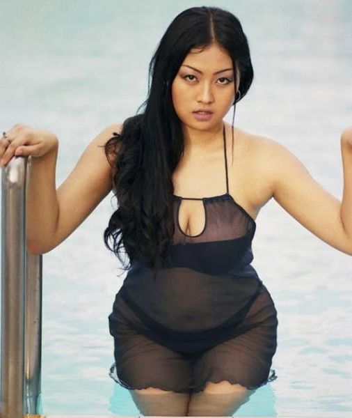rizki pritasari nude indonesian model